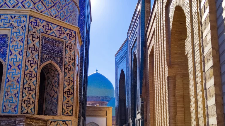 Aleja mauzoleów Szah-i-Zinda w Samarkandzie